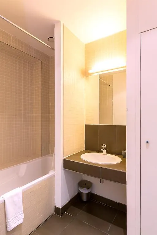 아파트 Appartement Drouot 2 파리